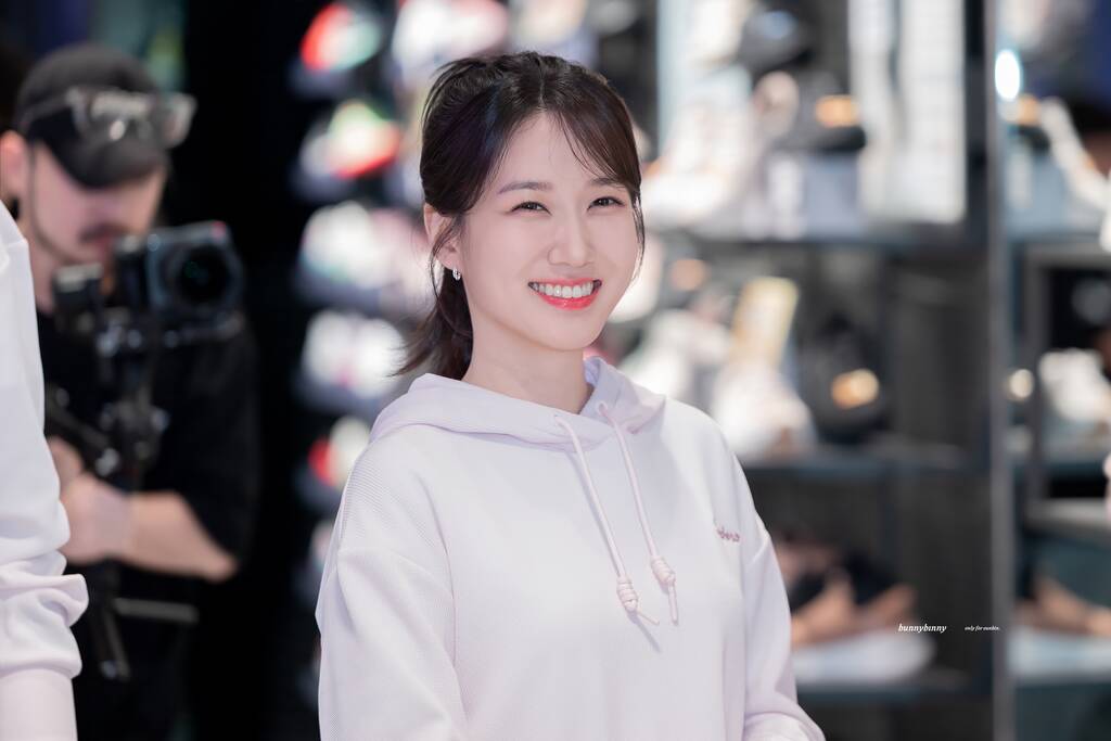 스케쳐스 팝업 스토어