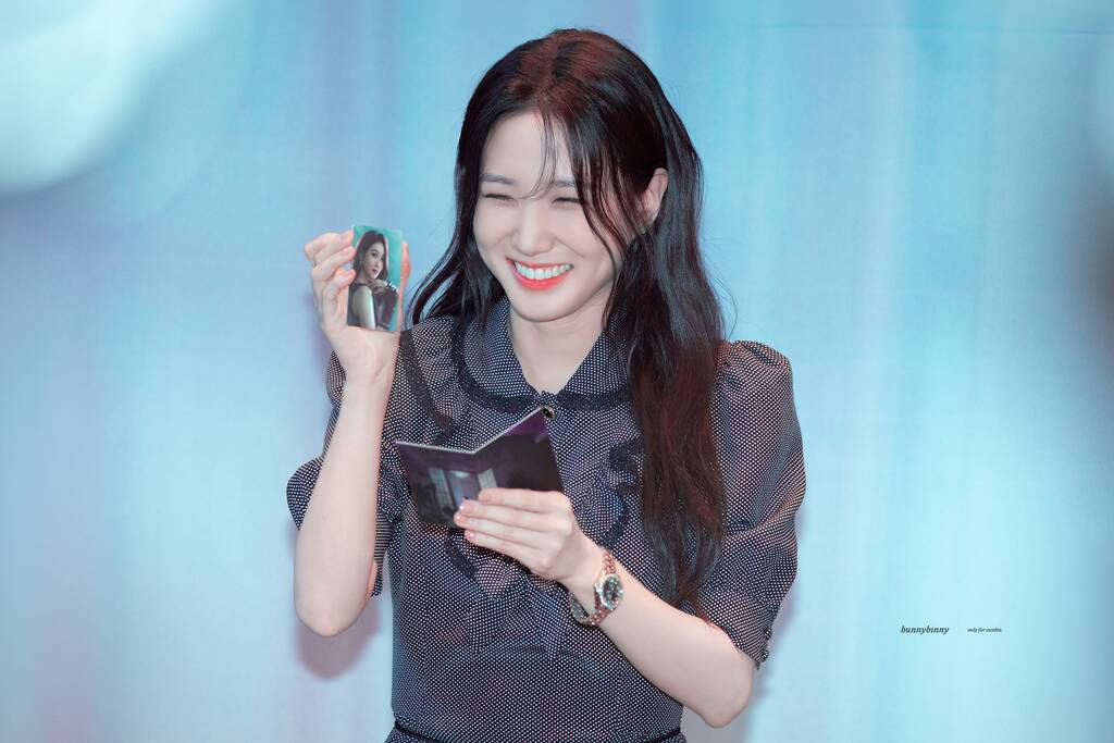 오싹한 연애 레이나 호텔 체크인